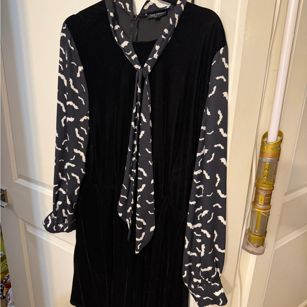 Smak Parlour velvet and bat tie front dress 2x